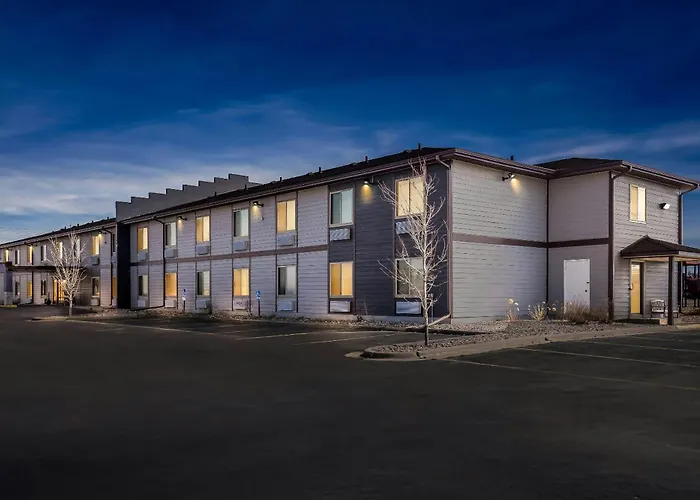 Red Roof Inn & Suites Tomah