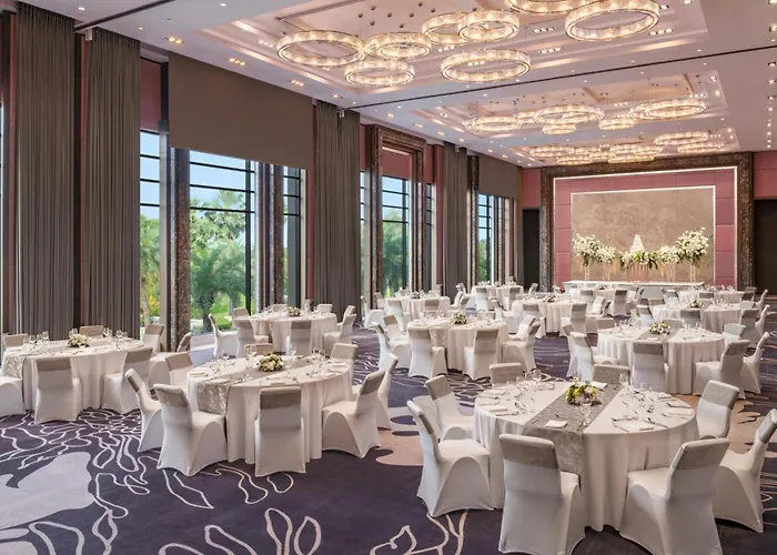 Hilton Bangkok Suvarnabhumi Golf Resort & Spa