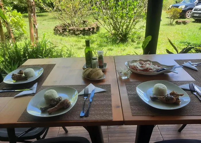 Hotel Uka Mana