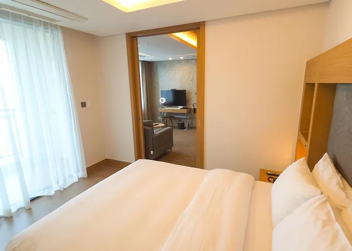 Ramada By Wyndham Gangwon Sokcho