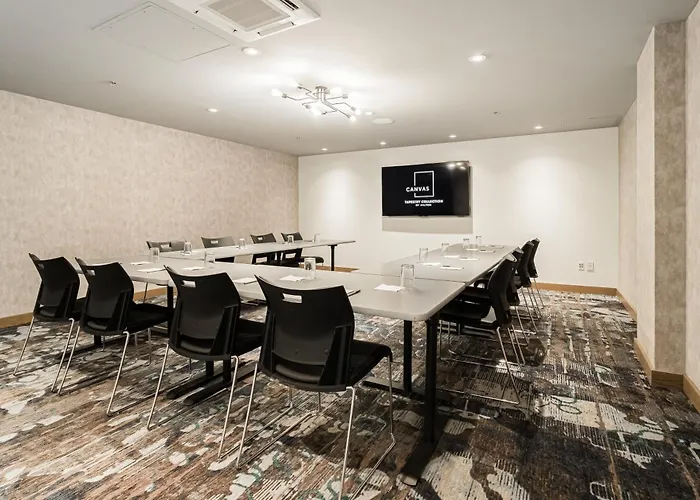 Canvas Moncton, Tapestry Collection By Hilton