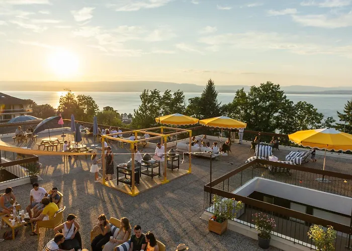 Cote Lac Hostel Evian