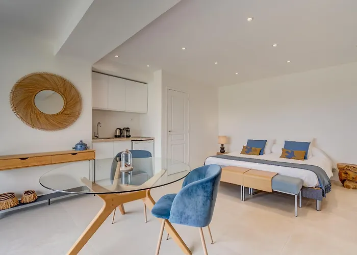 Ideal Bnb, Luxury Apartments