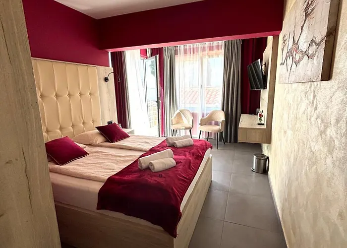"Echo" B&B Rooms, Boutique Beach Hotel