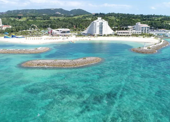 Sheraton Okinawa Sunmarina Resort