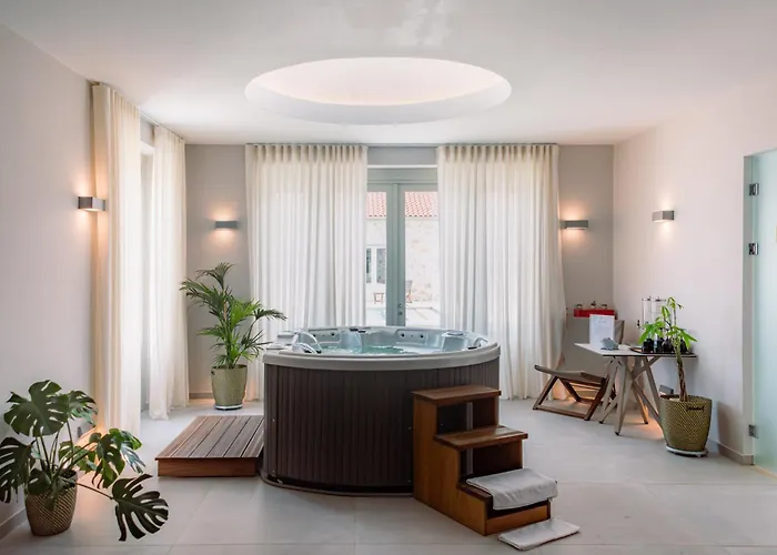 Sampatiki Suites & Spa - Luxury Seaview Suites - Opened 2024