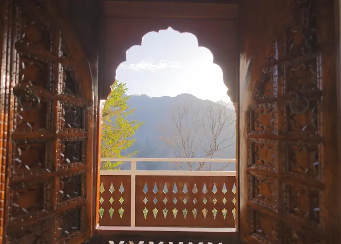 Ransuli Mountain Retreat