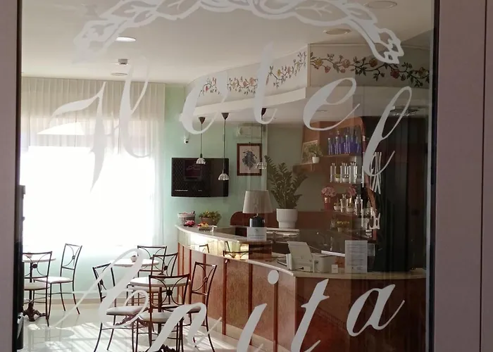 Hotel Anita B&B sul lungomare