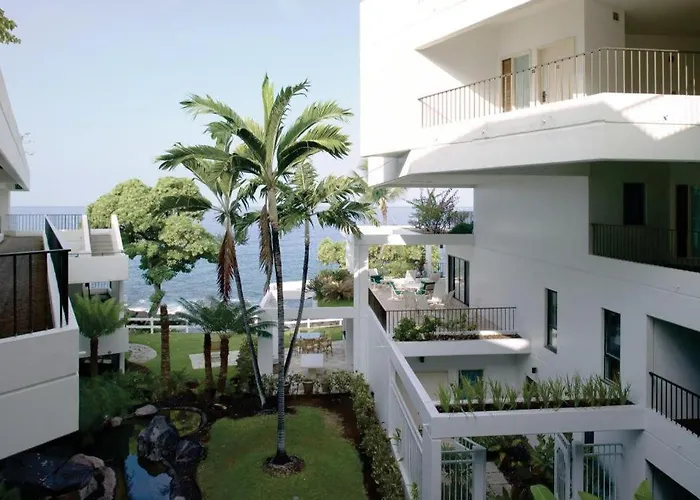 Wyndham Royal Sea Cliff Resort