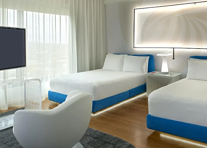 The Valorian West Hollywood, Curio Collection by Hilton