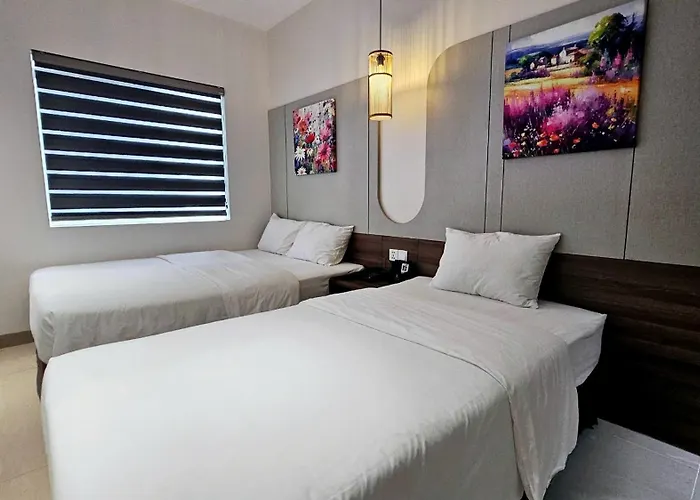 Rosalie Quang Binh Hotel