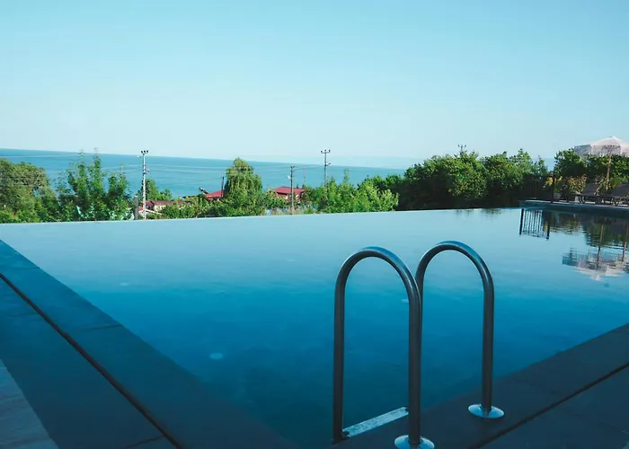 Lemon Suites & Restaurant