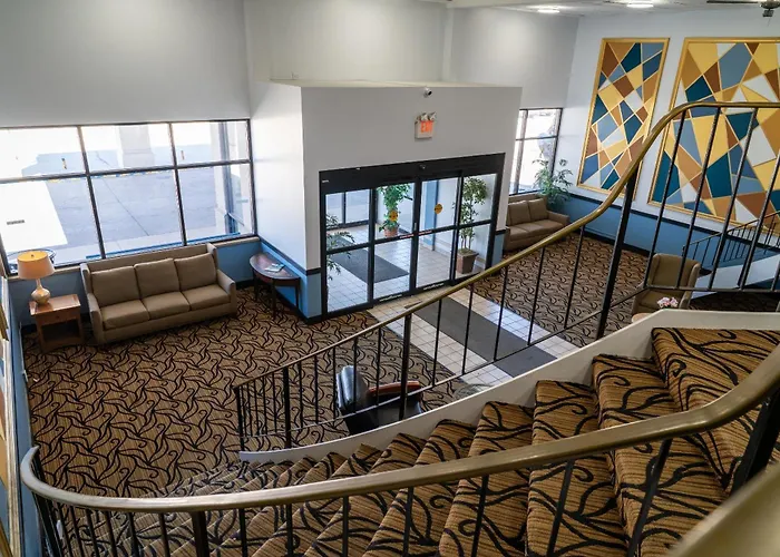 Coratel Inn And Suites By Jasper Lacrosse