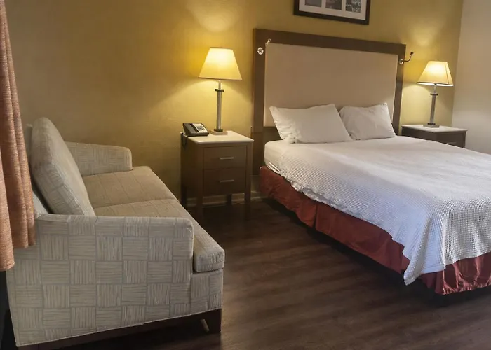 Country Host Inn