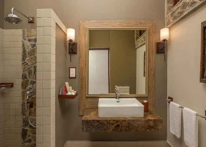 Wellworth Mikumi Wildlife Lodge
