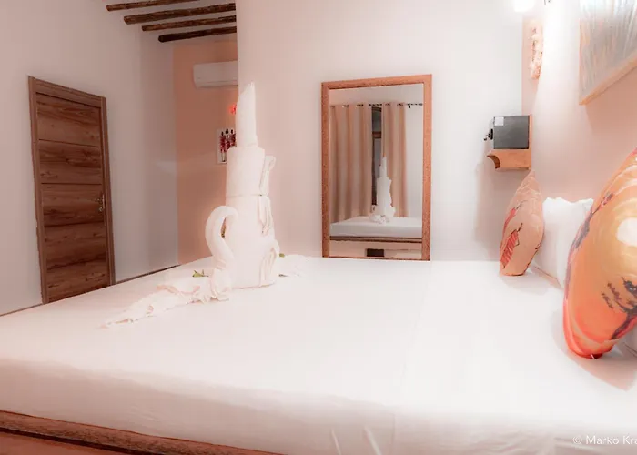 Sunset Mkuu Boutique Hotel