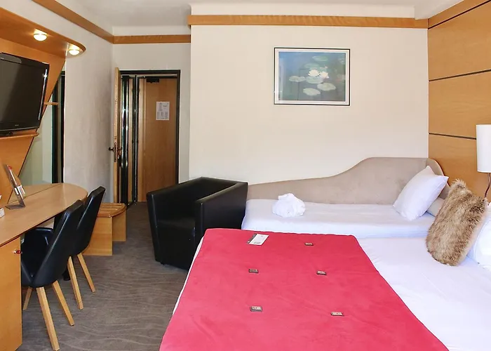 Hotel&Résidence Les Vallées Labellemontagne