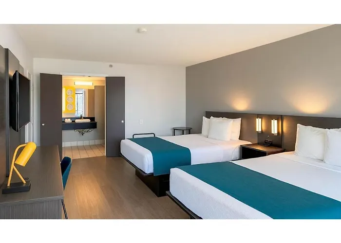 Motel 6-Anaheim, Ca - Maingate