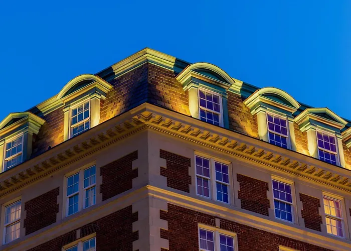 The Eliot Hotel