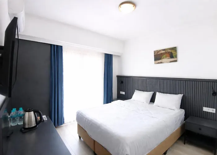 The Yuecedag Hotel