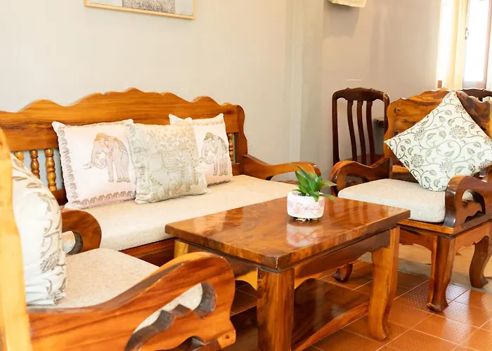 Phuket Monaburi Boutique Hotel