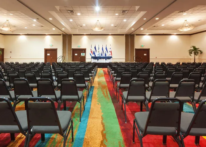 Holiday Inn San Salvador, an IHG Hotel