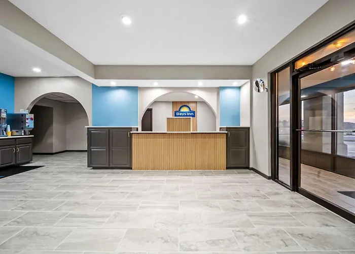 Days Inn By Wyndham Troy