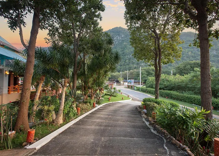 โรงแรมเขาใหญ่ฟ้าใส Khaoyai Fahsai Hotel