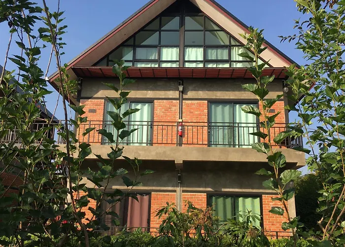 Parichat House ไร่ปาริชาติ