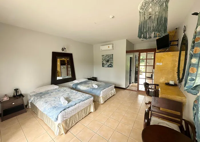 โรงแรมนาขา ชาเลท์ รีสอร์ท จังหวัดตรัง Naka Chalet Resort Trang