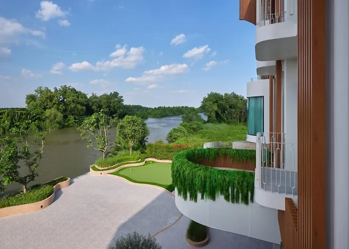 Phetara Hotel Mahachai By Pcl