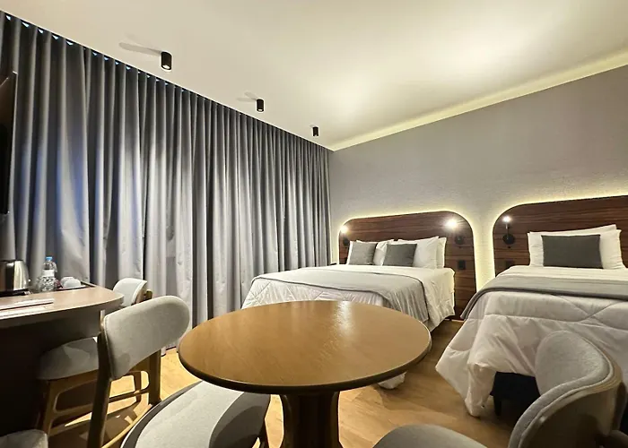 Zallon Hotel Executivo - Late Checkout Cortesia as 15hs aos DOMINGOS