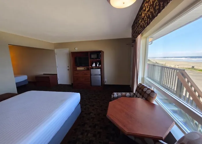 Seagrass Oceanfront Inn