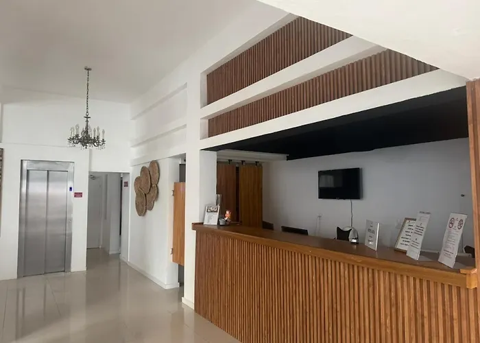 Hotel Azul By Mh