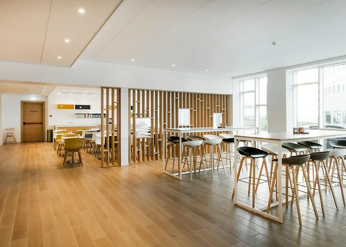 Storm Hotel By Keahotels