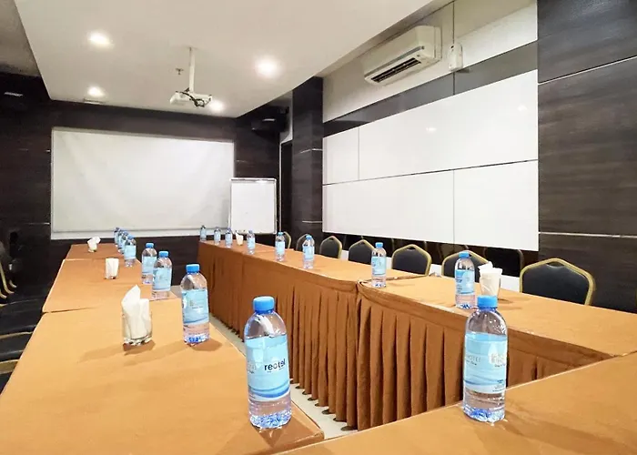 Os Hotel Airport Batam