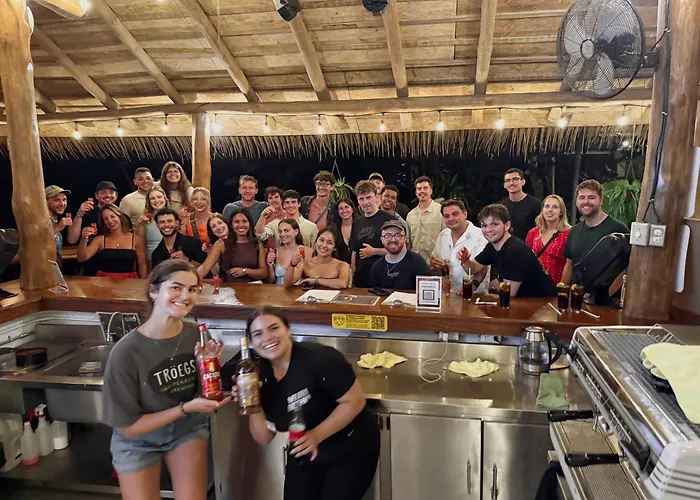 Viajero La Fortuna Hostel