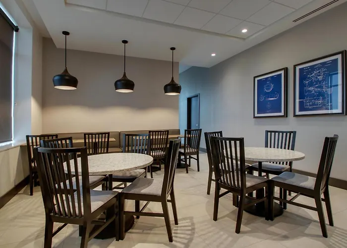 Hyatt Place Milwaukee Downtown