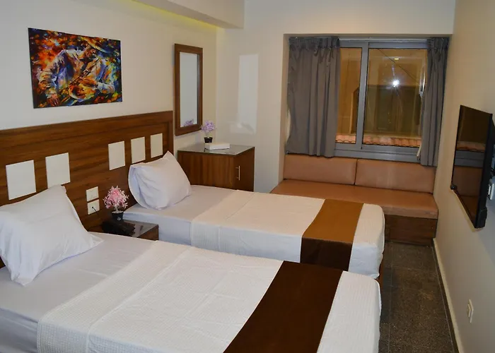Royal Inn Residence