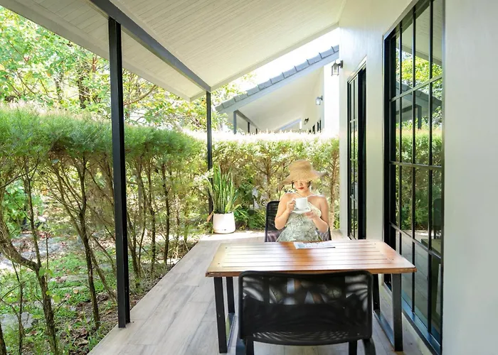 Trat Tara Boutique Hotel