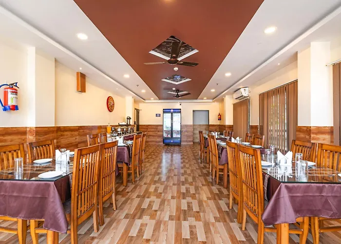 Treebo Hotel Mobi Vip Airport