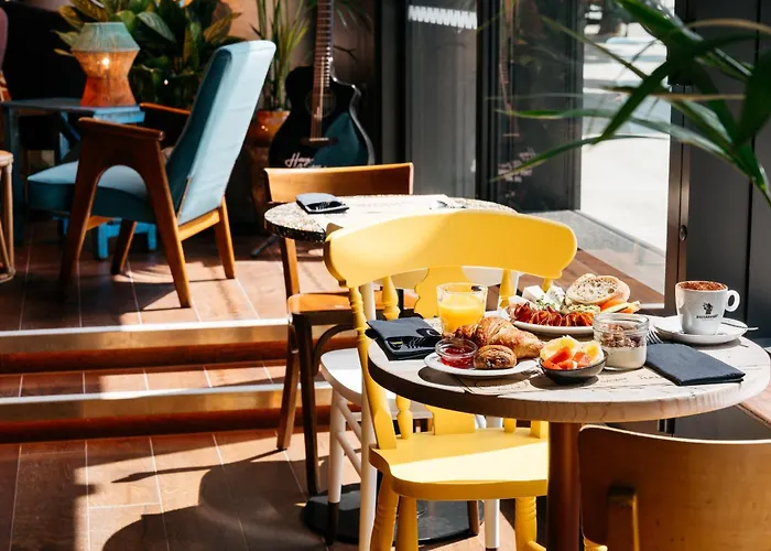 Ruby Zoe Hotel London By Ihg