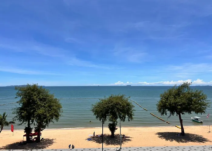 โรงแรม เซิร์ฟบีช Surf Beach Hotel