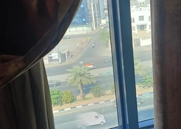الرحابة المكية الفندقية