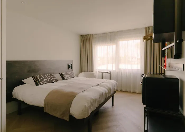 Boutique Hotel Herbergh Amsterdam Airport Free Parking