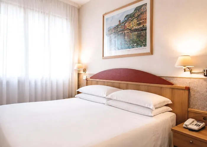 Phi Hotel Ambra