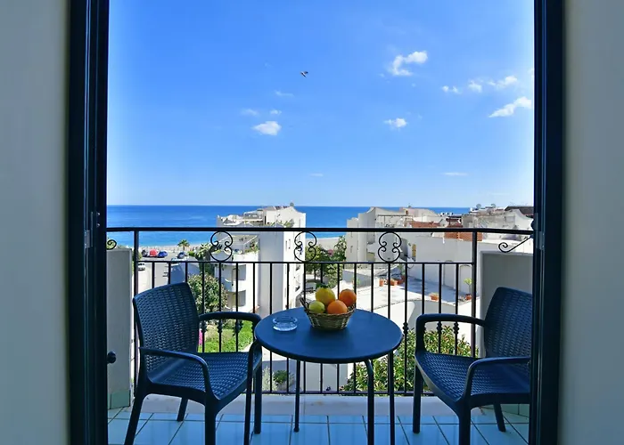 Hotel & Apartments Villa Linda