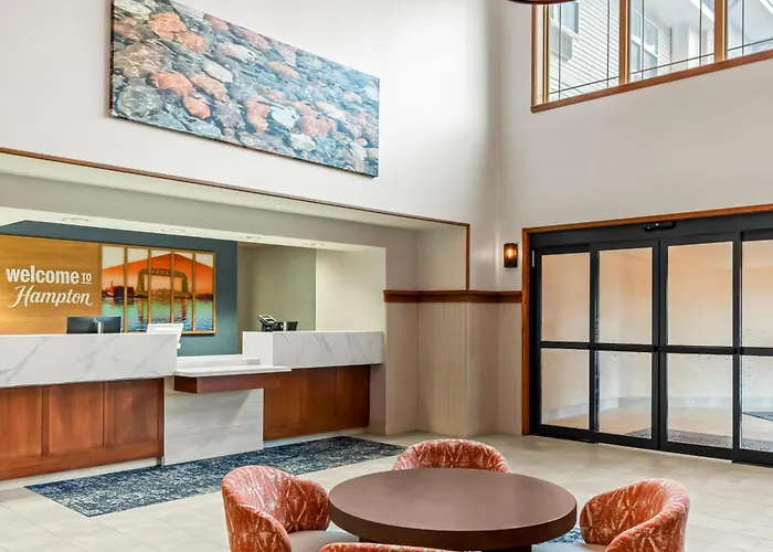 Hampton Inn Duluth-Canal Park