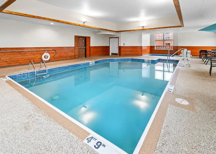 Hampton Inn Duluth-Canal Park