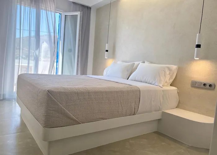 Hotel Faros